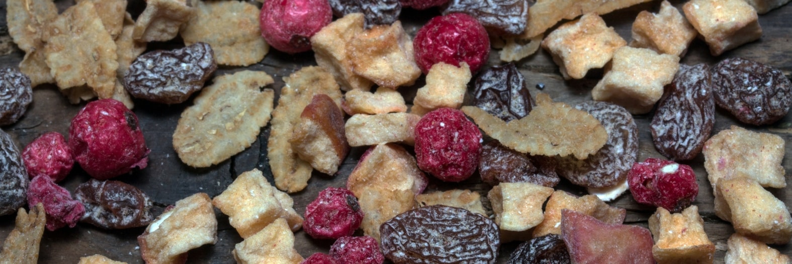 mixed dried fruits