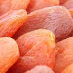 How to dry apricots?